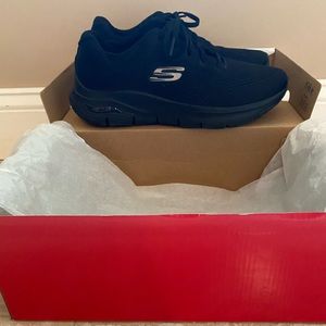 Womens Black Arch Fit Skechers